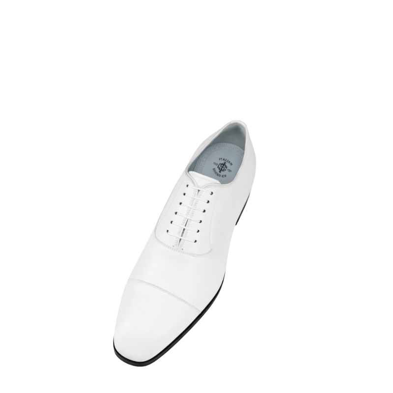 Elegant Polished Leather White Oxford Shoes With Cap Toe Closed Lacing