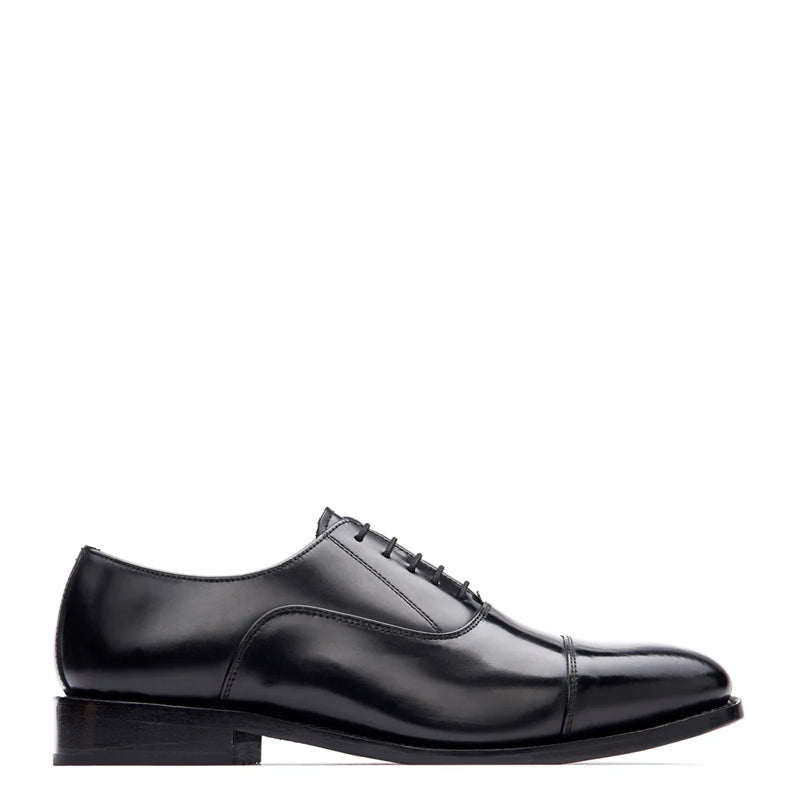 Classic Design Leather Cap-Toe Oxford Shoes