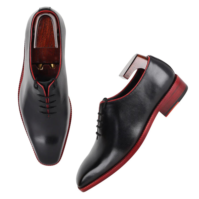 Classic Wholecut Polished Leather Oxford Shoe Black