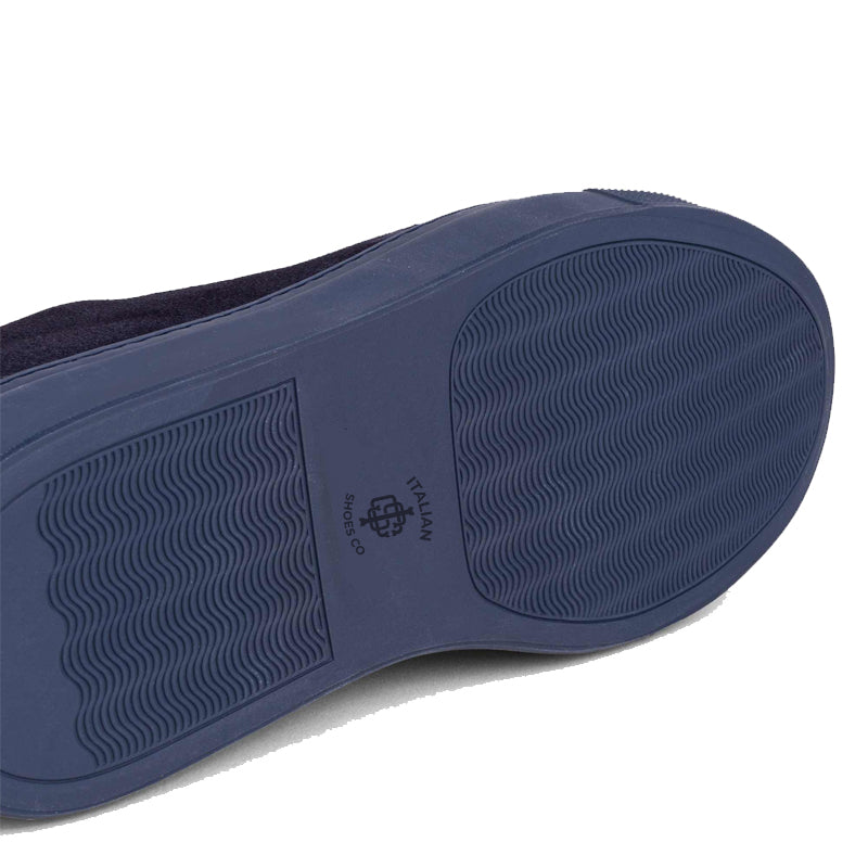 Suede Luxe Low-Top Sneaker Grey