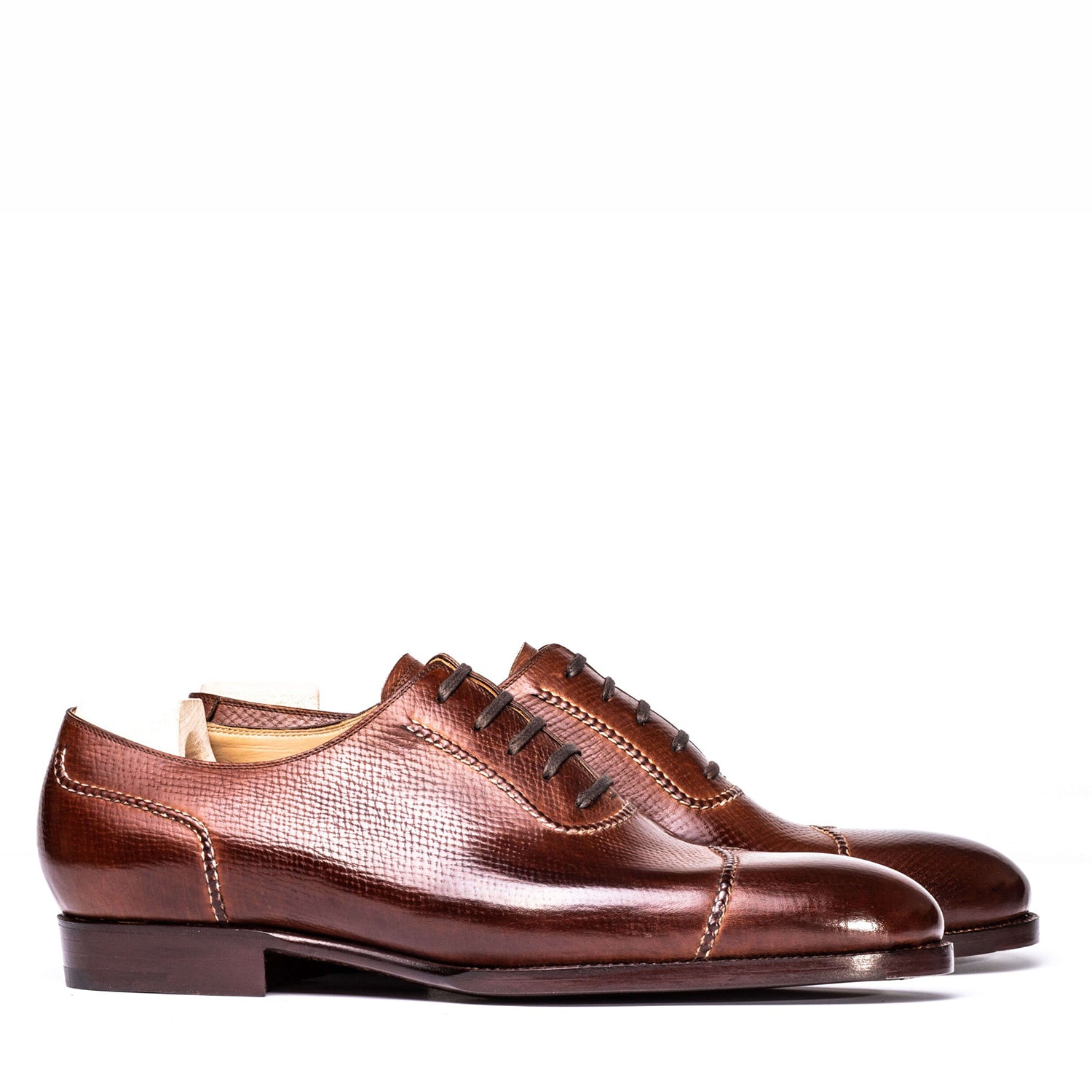 Classic Cap-Toe Shiny Leather Oxford Shoe