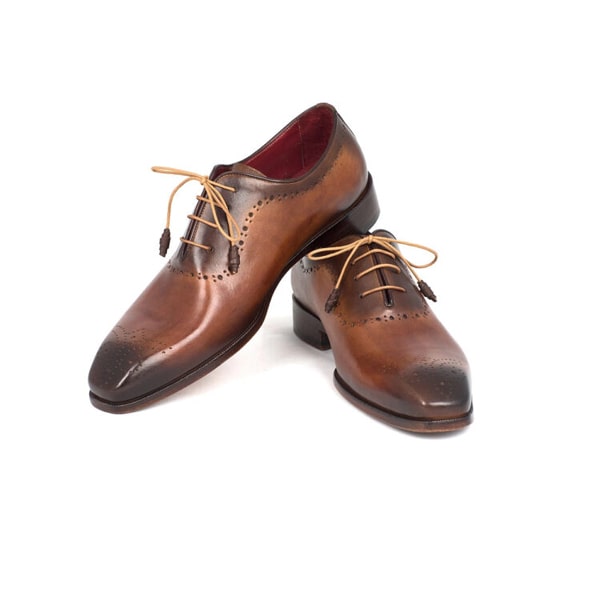 Oxford Medallion Toe Shoes with Five Eyelets