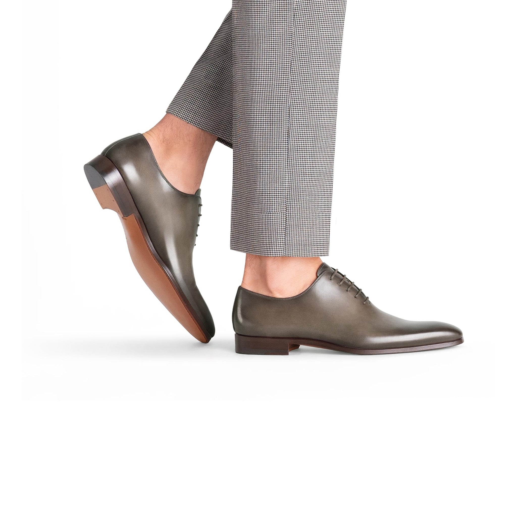 Cruz Classic Whole Cut Oxford Shoes