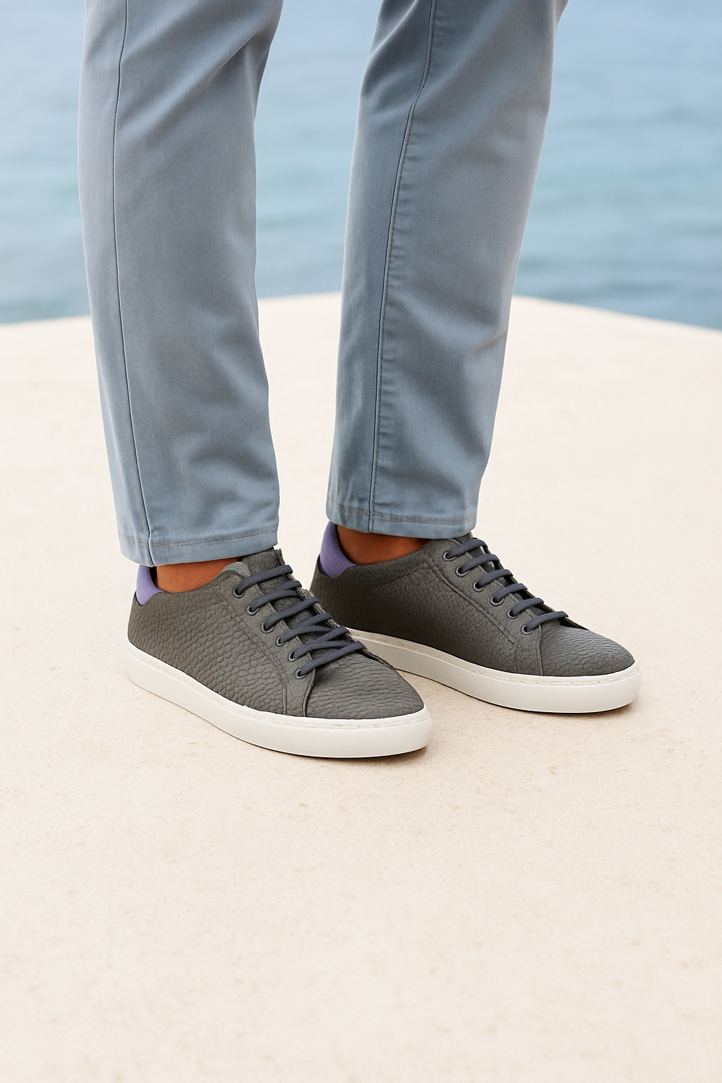 Rocco Stuart Sneakers