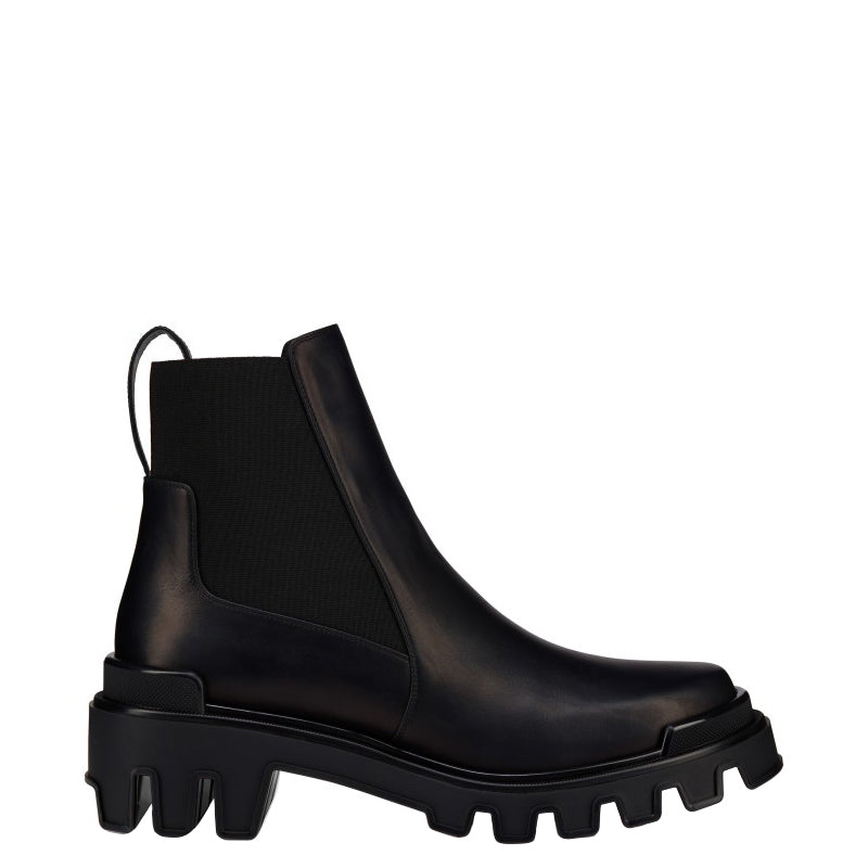 Classic Black Chelsea Boot with Chunky Exaggerated Sole