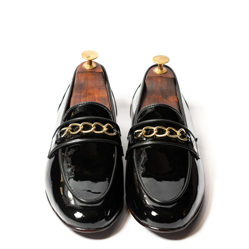 Patent Shiny Leather Loafers With Gold Chain Black