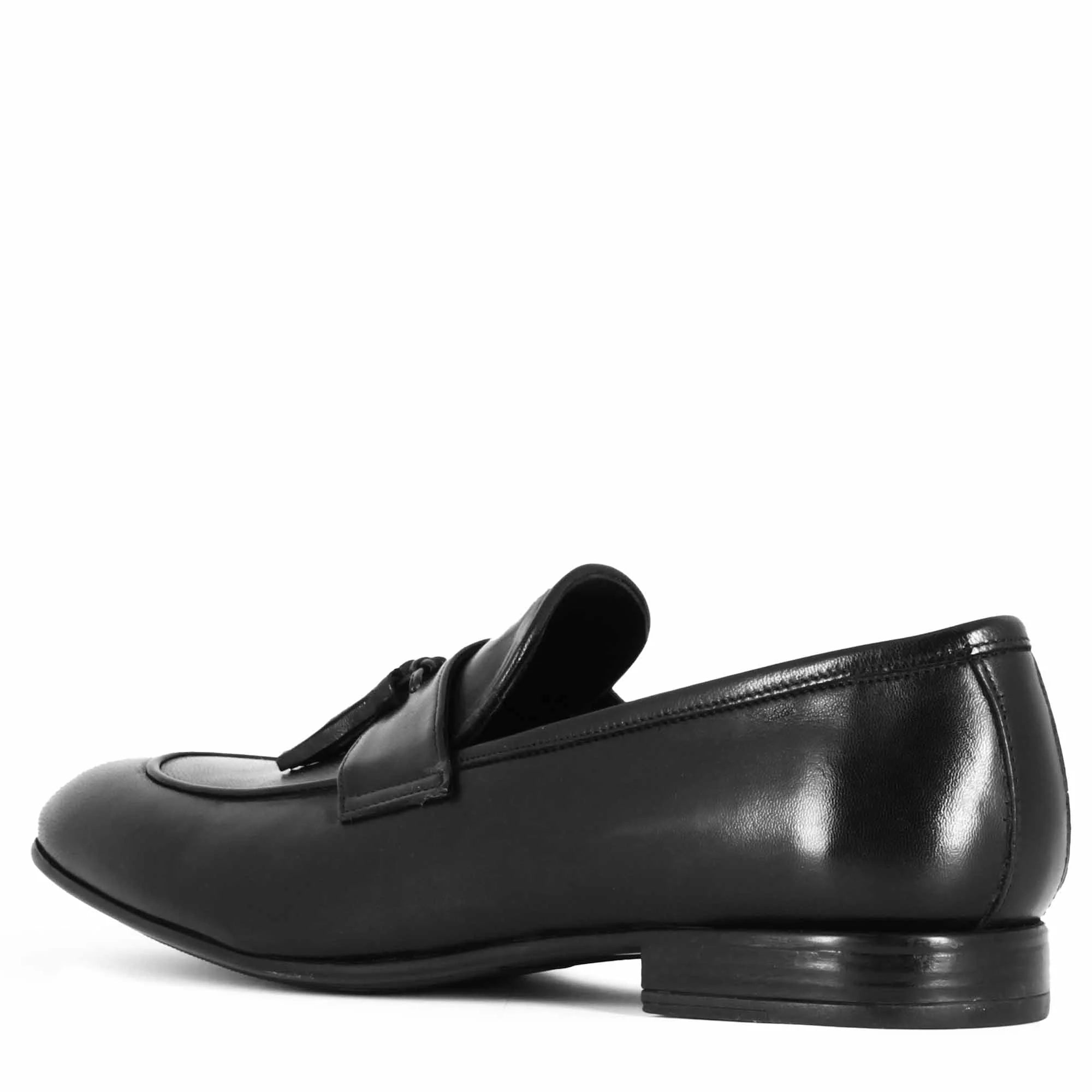Soft Black Leather Tassels Loafers