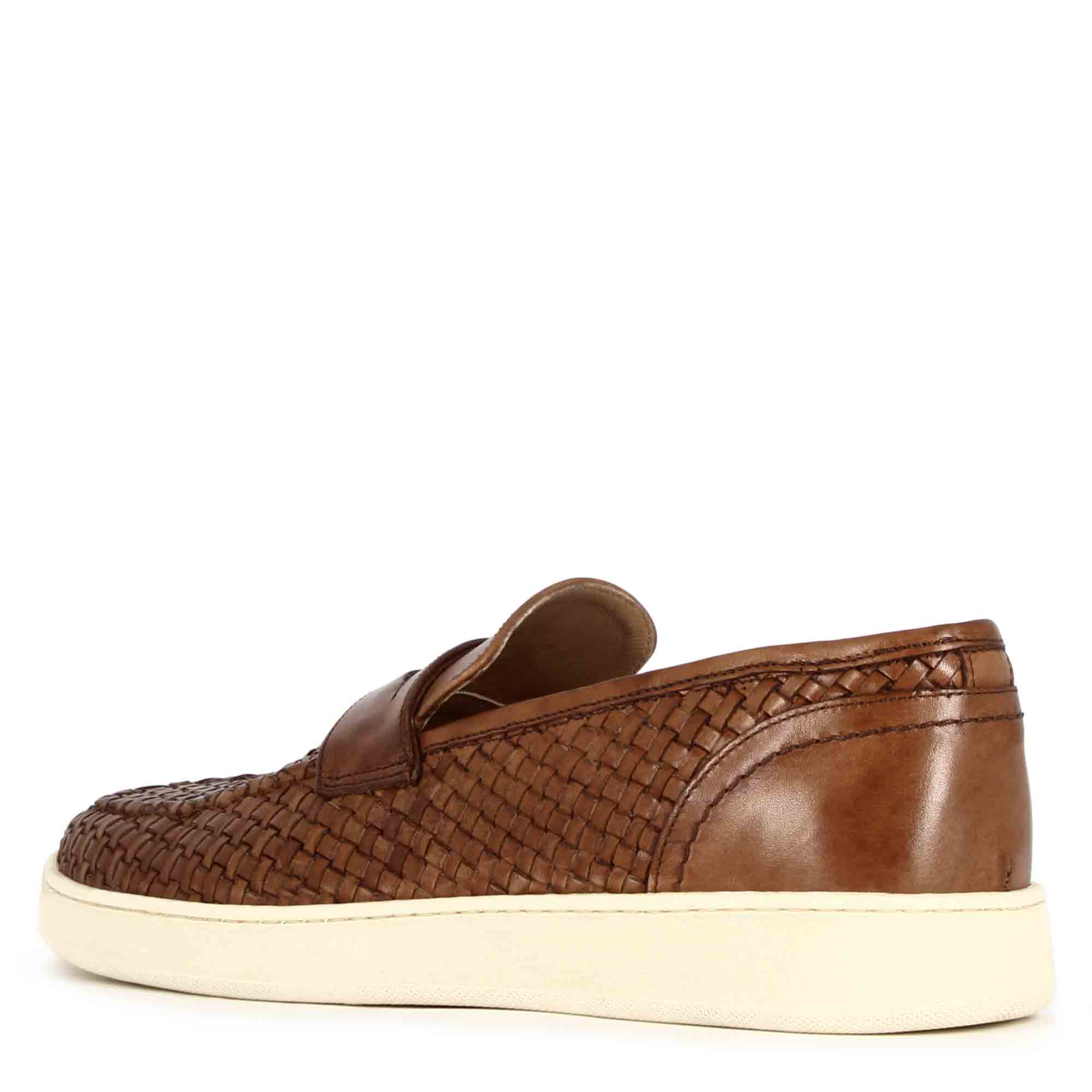 Men's sneaker in woven leather