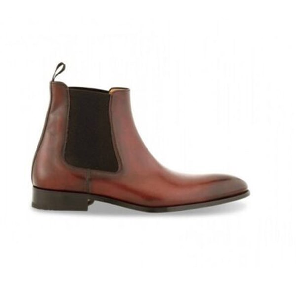 Classic Chelsea Round Toe Burgundy Boots