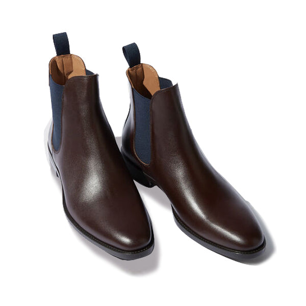 Classic Chelsea Round Toe Leather Boots