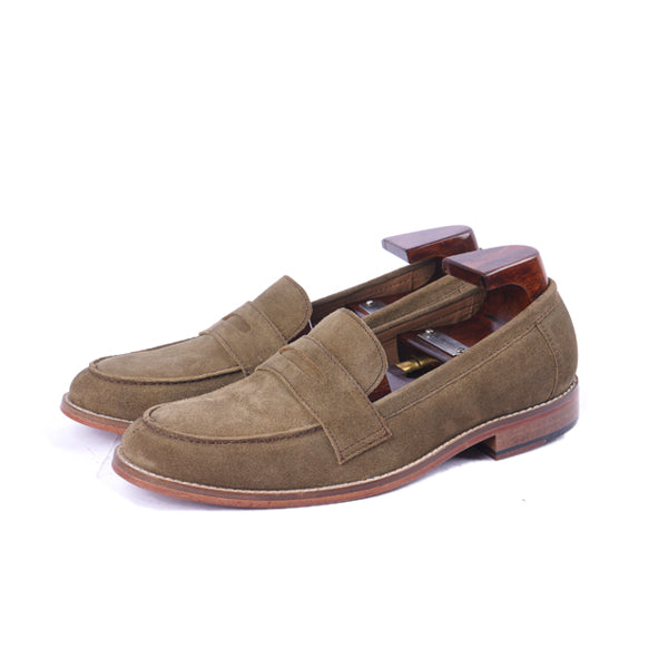 Penny Loafer in Suede Leather