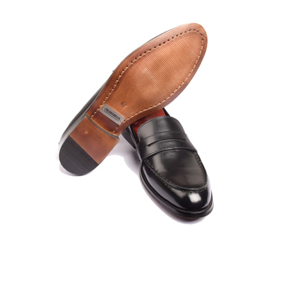 Penny Loafer in Black Leather
