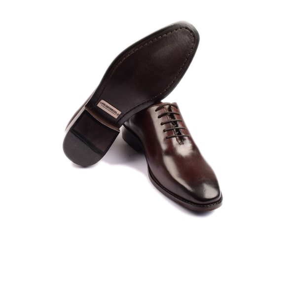 Oxford Medallion Toe Shoes